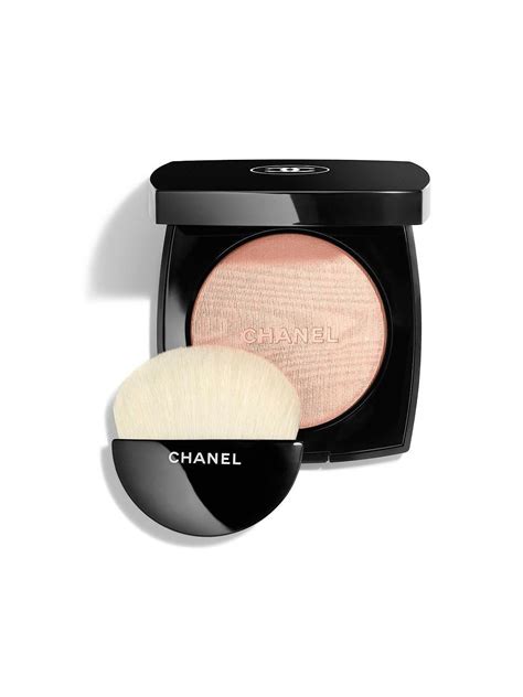 chanel poudre lumiere 30 rosy gold|Chanel poudre lumière powder.